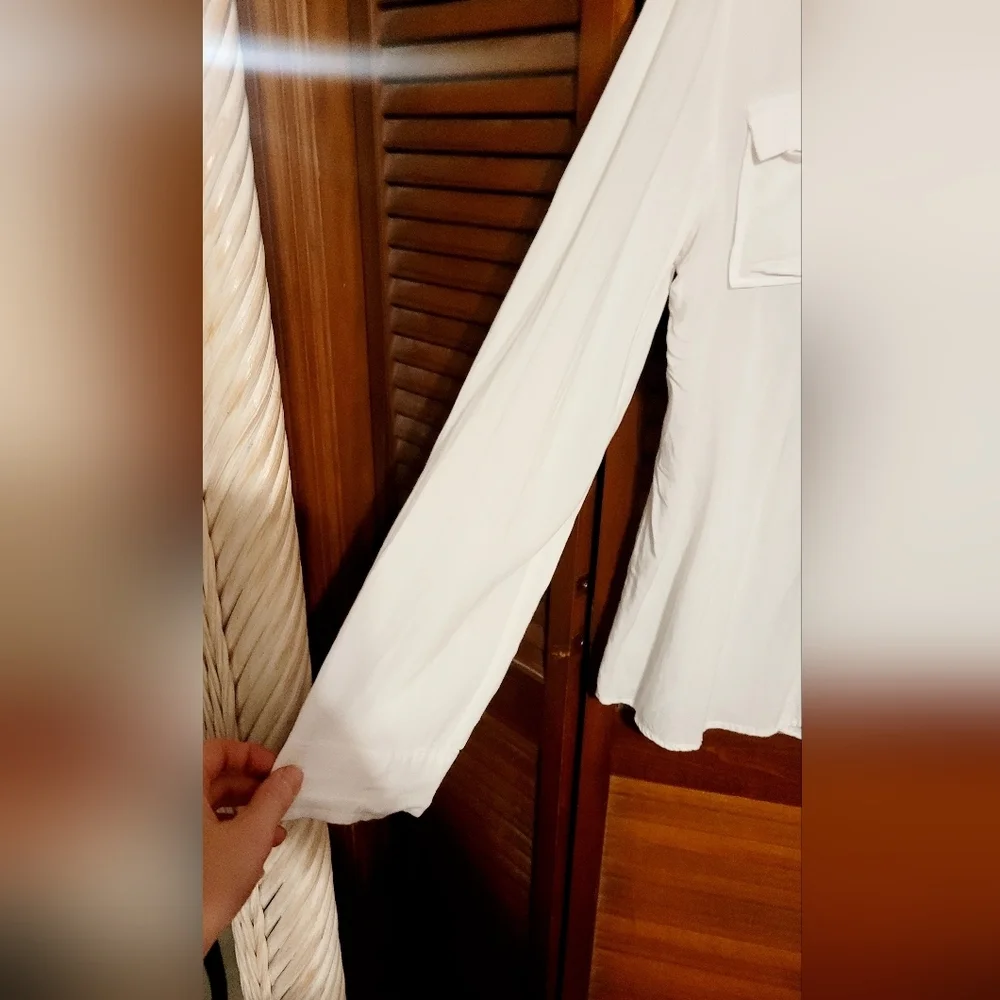 Spense Womens White Sheer Button Up Shirt. With 2 Front Pockets. Size XL - Picture 3 of 9